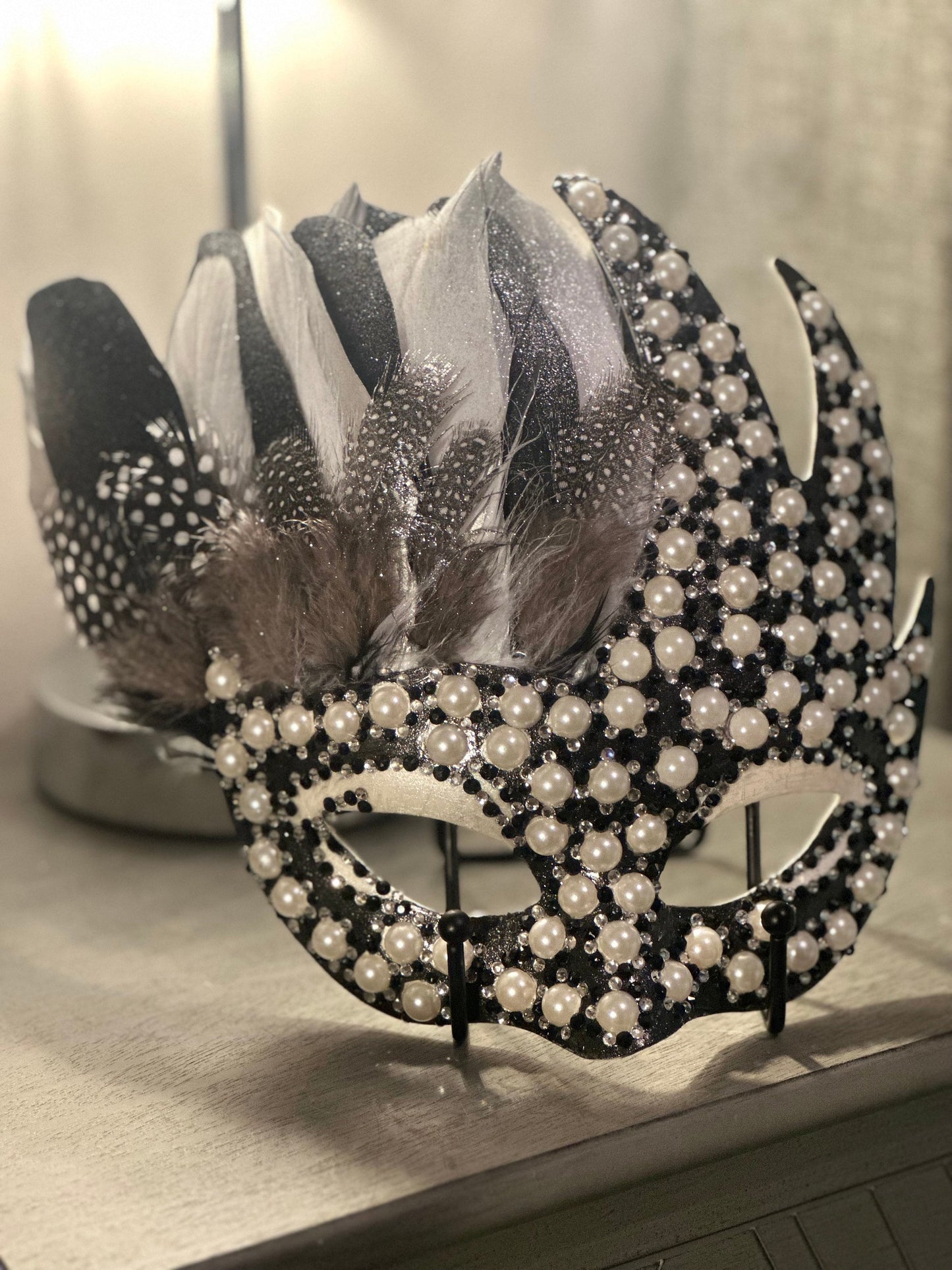 Feathered mask: A polka dot affair