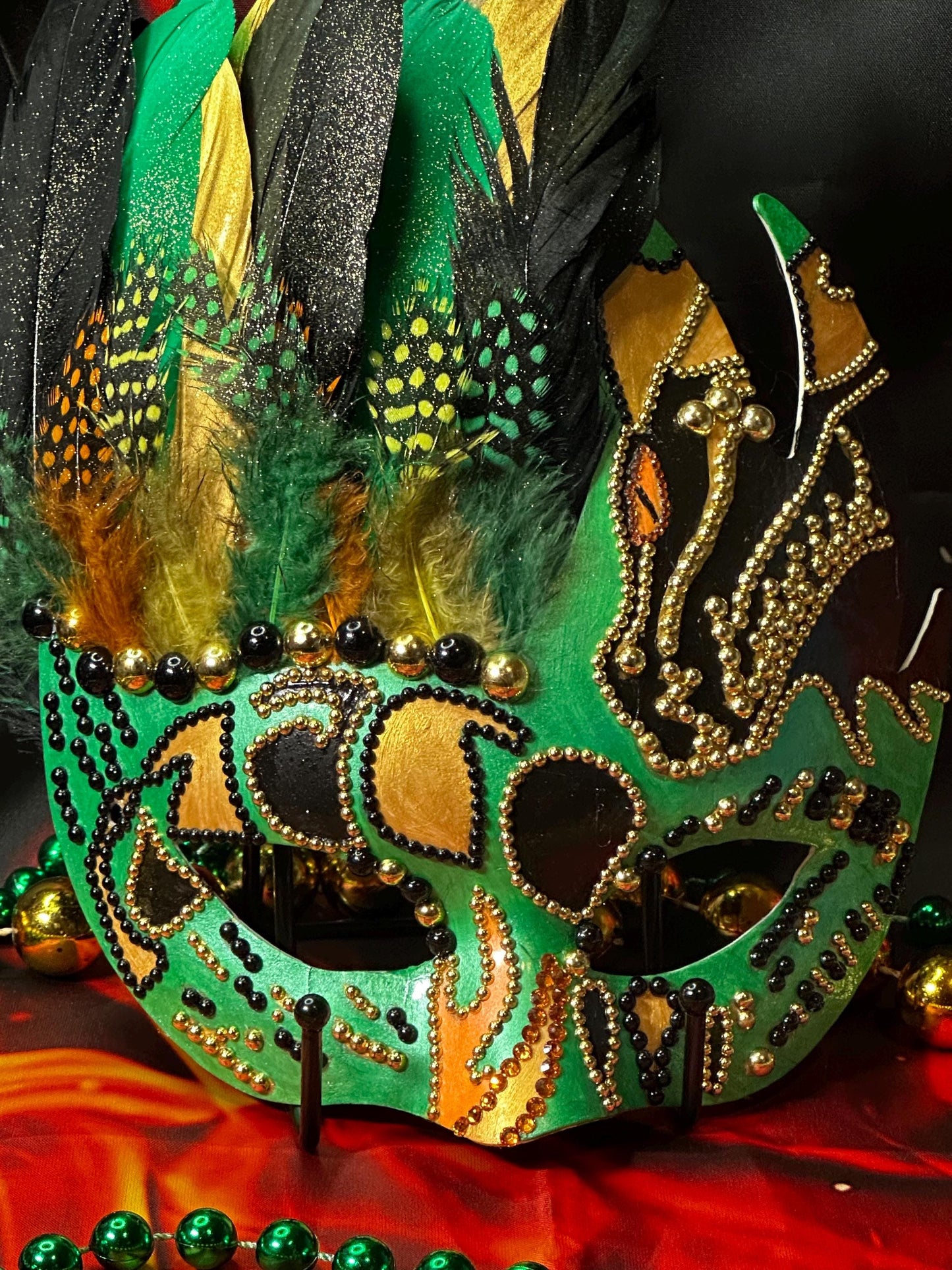 Dragon Face Mask: Feathered Home Decor