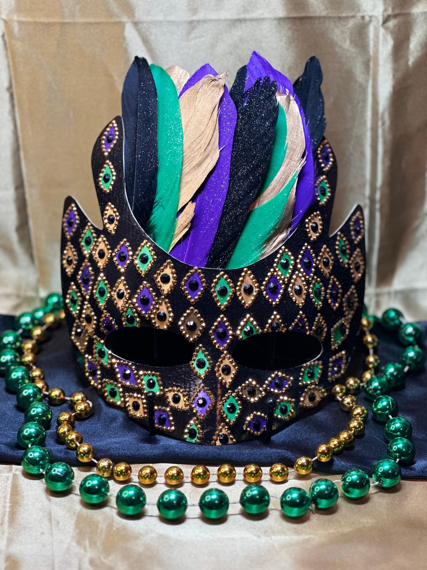 Masquerade mask: Mardi Gras Devilry