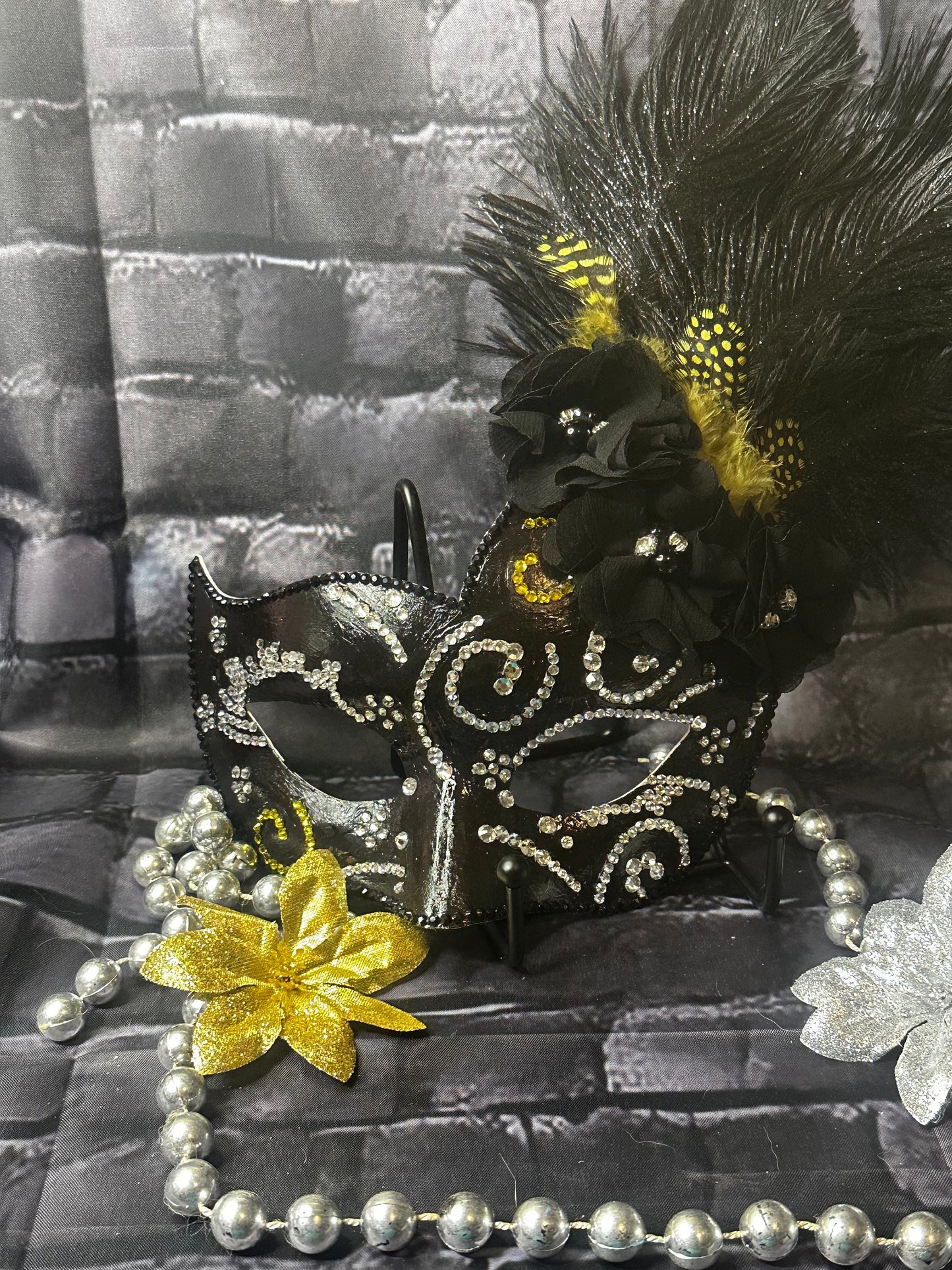 Black Feathered Masquerade Mask: Classy Divine