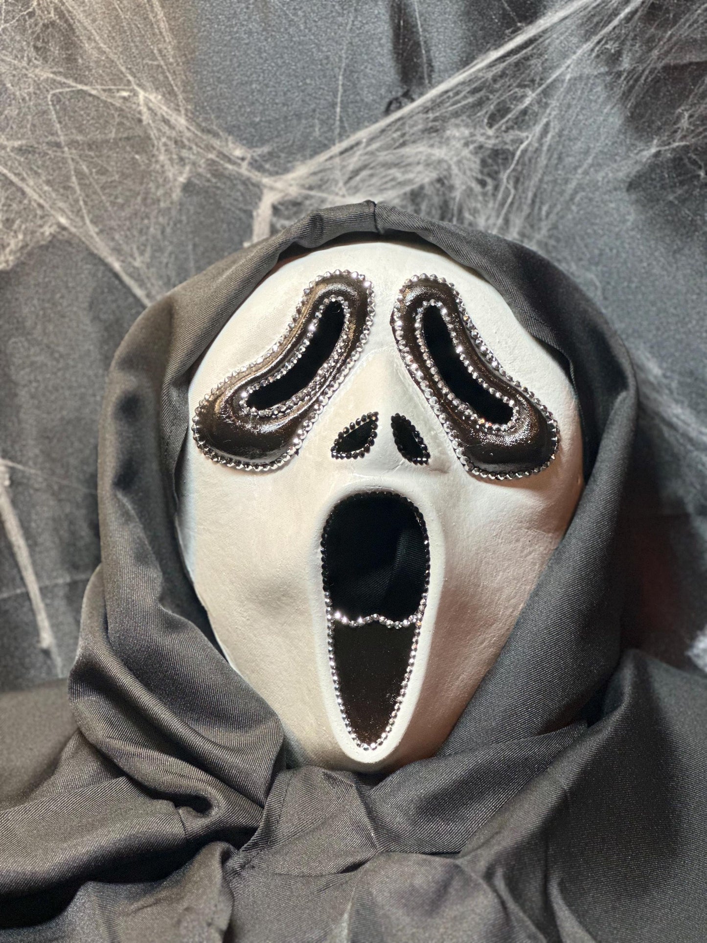 Hooded Scream Mask: Halloween Costume Prop