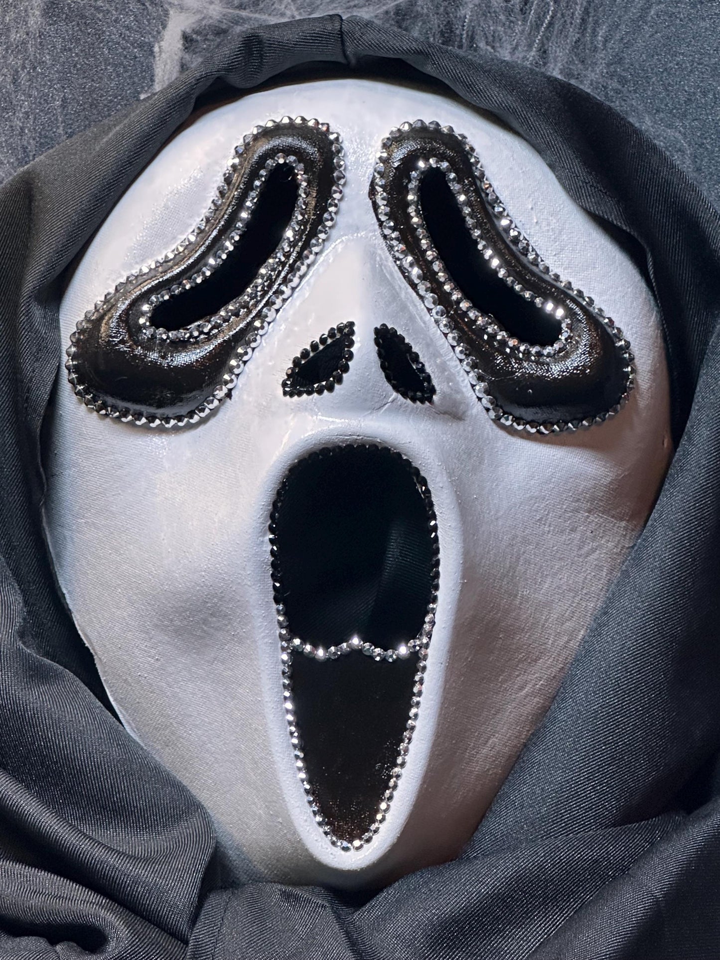 Hooded Scream Mask: Halloween Costume Prop