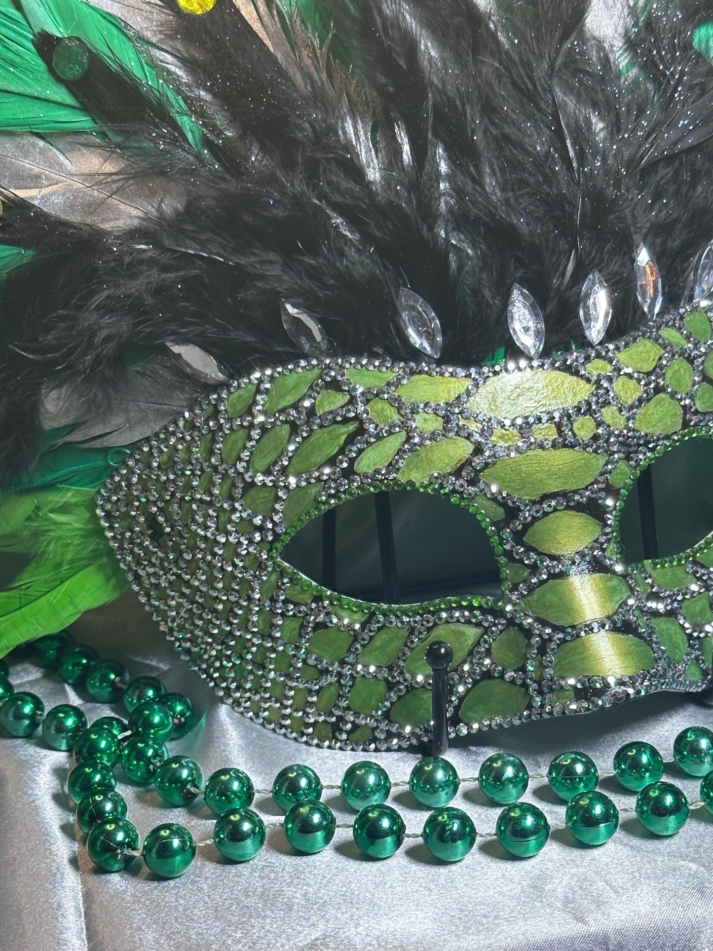 Vegas Style Feather Mask: Reptilian Home Decor