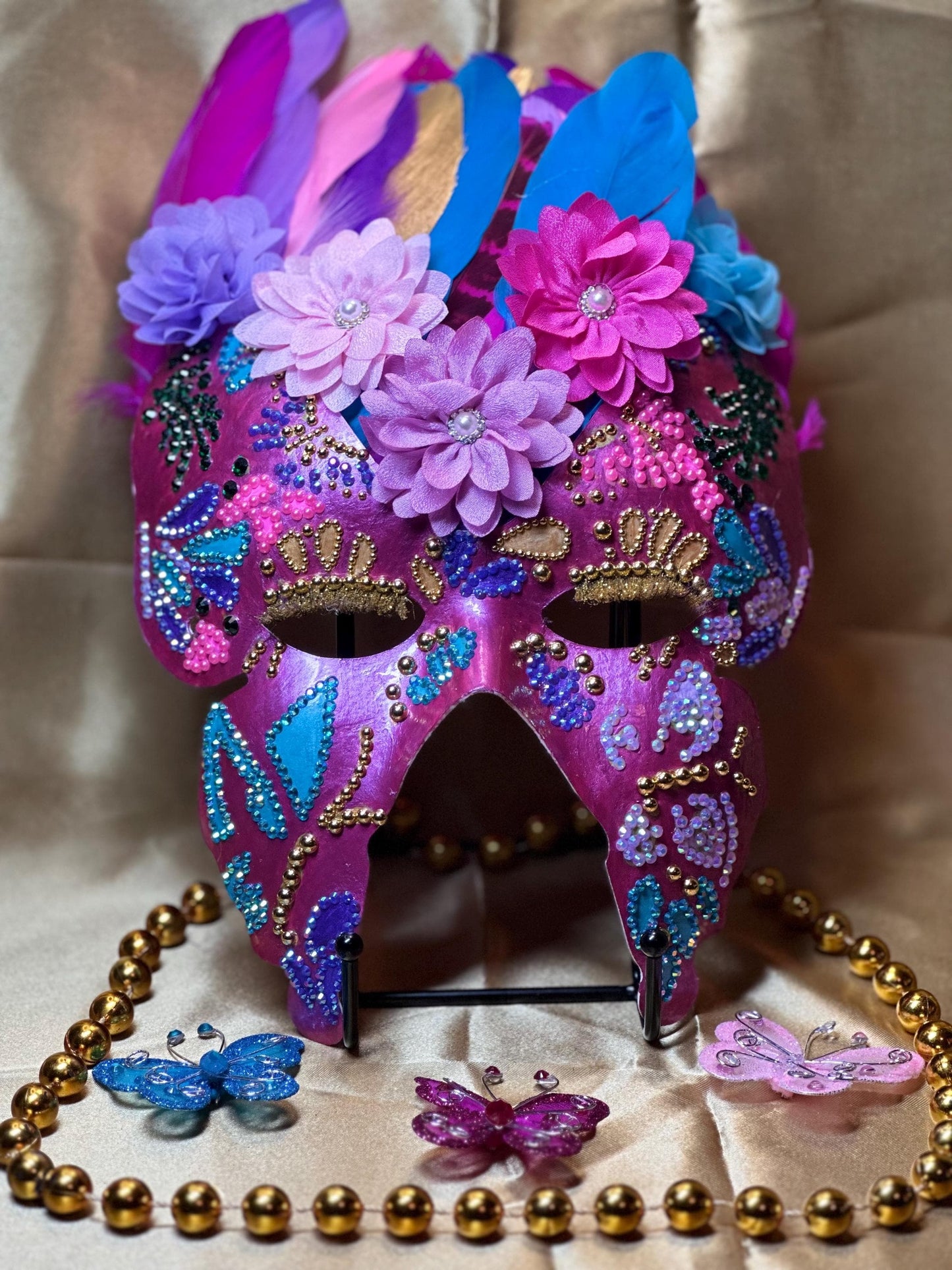Butterfly Aspirations Face Mask: Home Decor