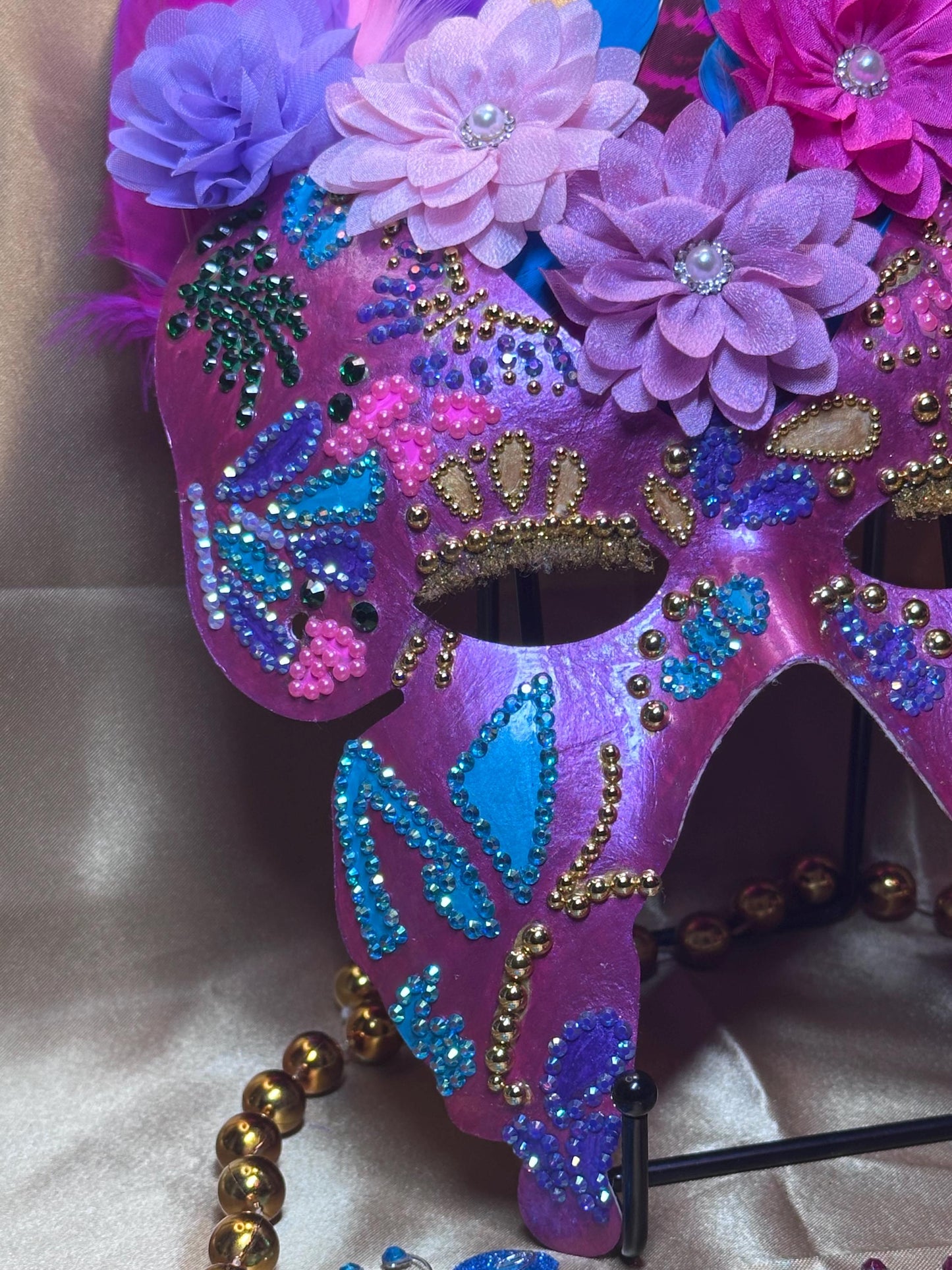 Butterfly Aspirations Face Mask: Home Decor