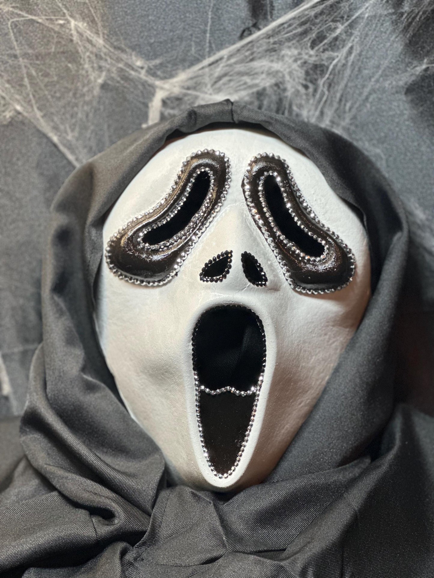 Hooded Scream Mask: Halloween Costume Prop