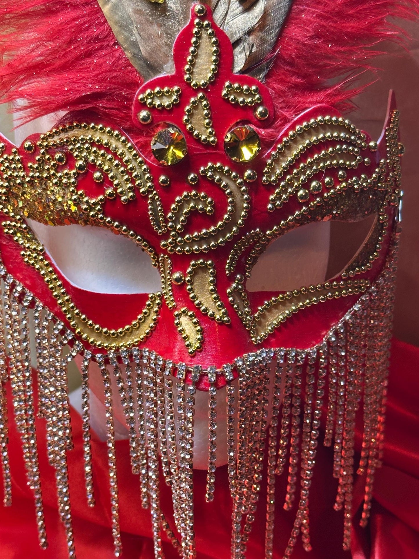 Royalty on Red: Feathered Masquerade Mask