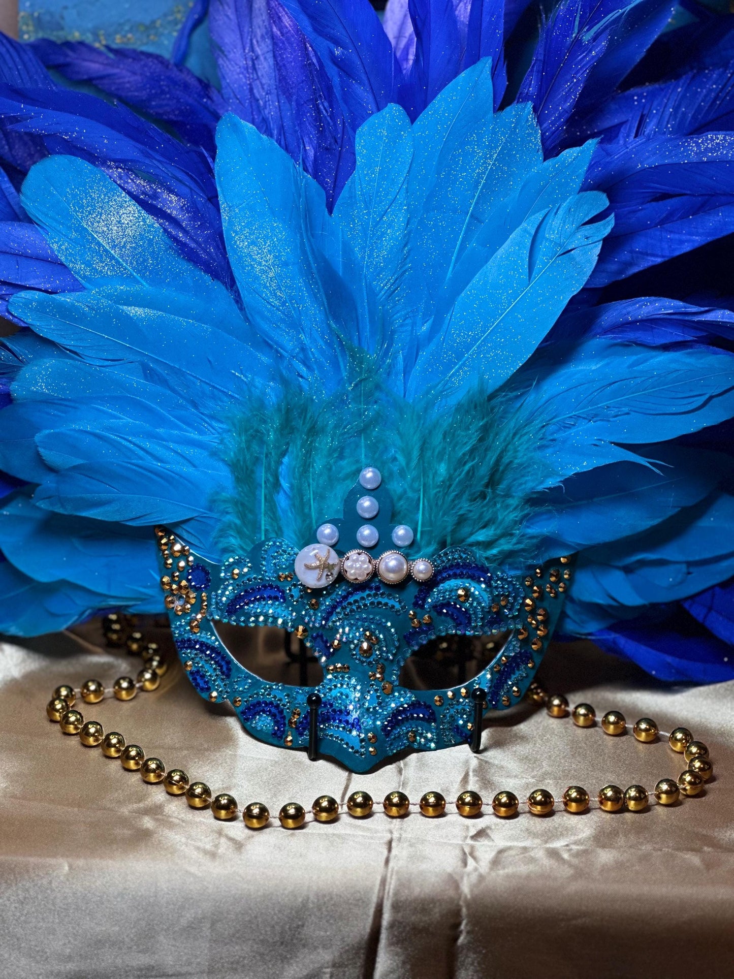 Vegas Style Mask: Beaded Feather Masquerade Mask