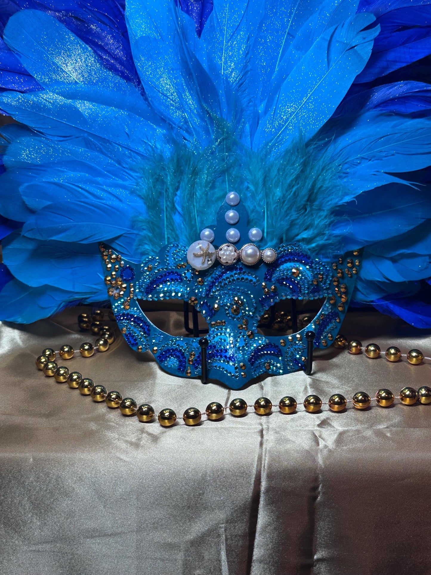 Vegas Style Mask: Beaded Feather Masquerade Mask