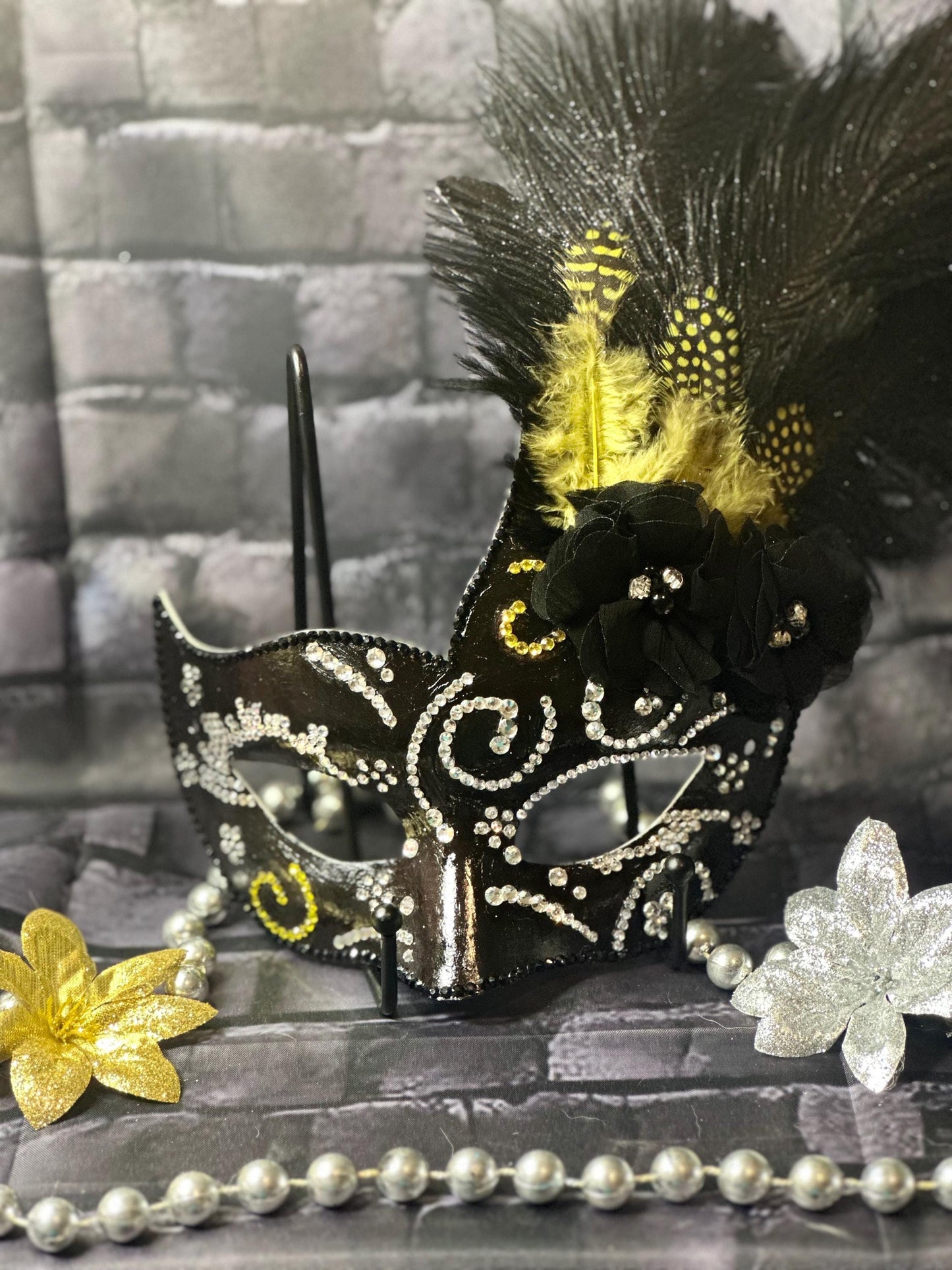 Black Feathered Masquerade Mask: Classy Divine
