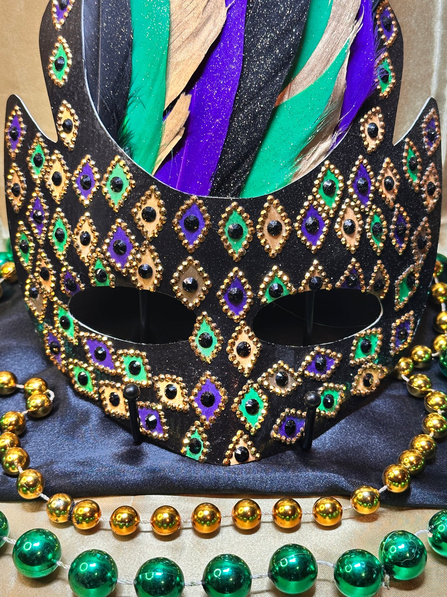 Masquerade mask: Mardi Gras Devilry