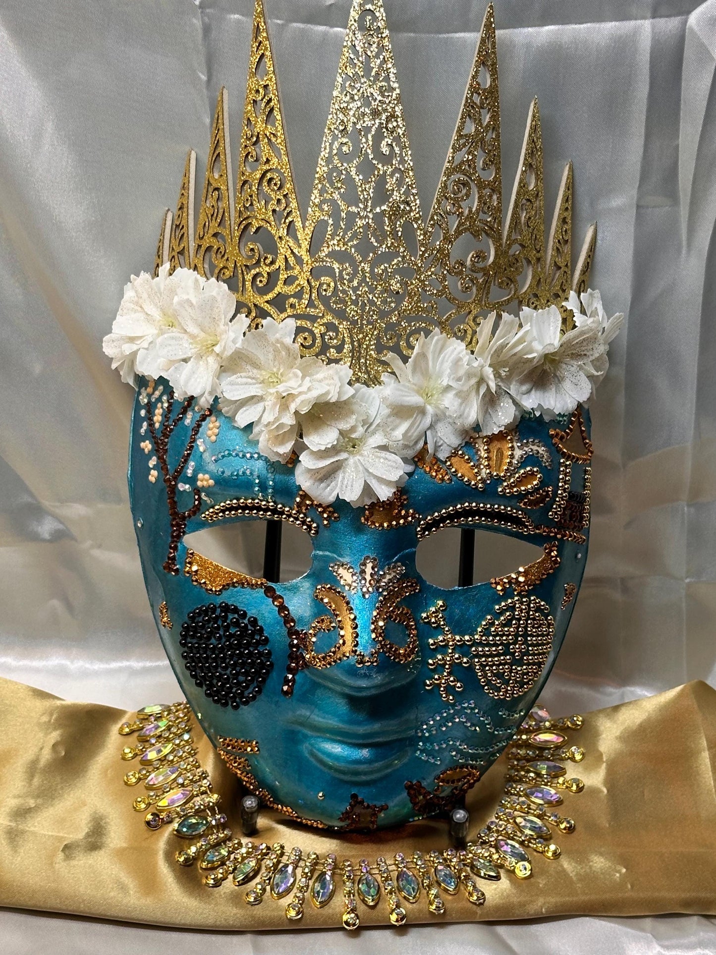 Oriental Expressions: Home Decor