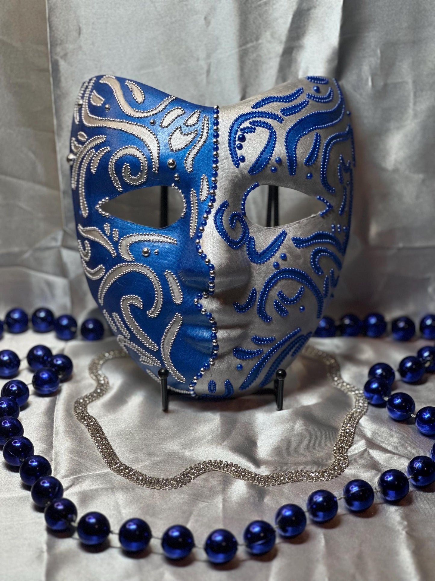 The Artiste Face Mask on Holding Stick with Display Stand