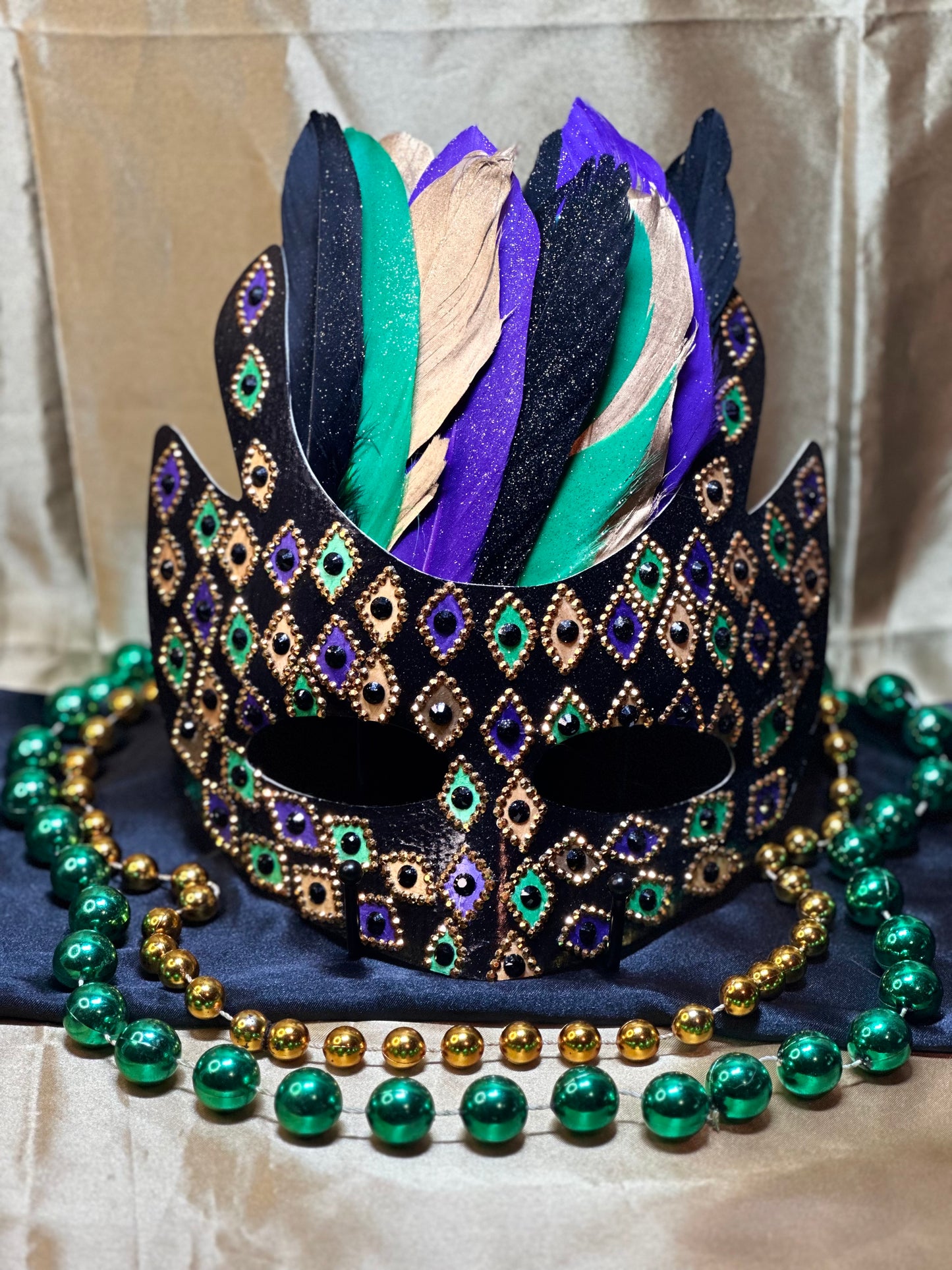 Masquerade mask: Mardi Gras Devilry