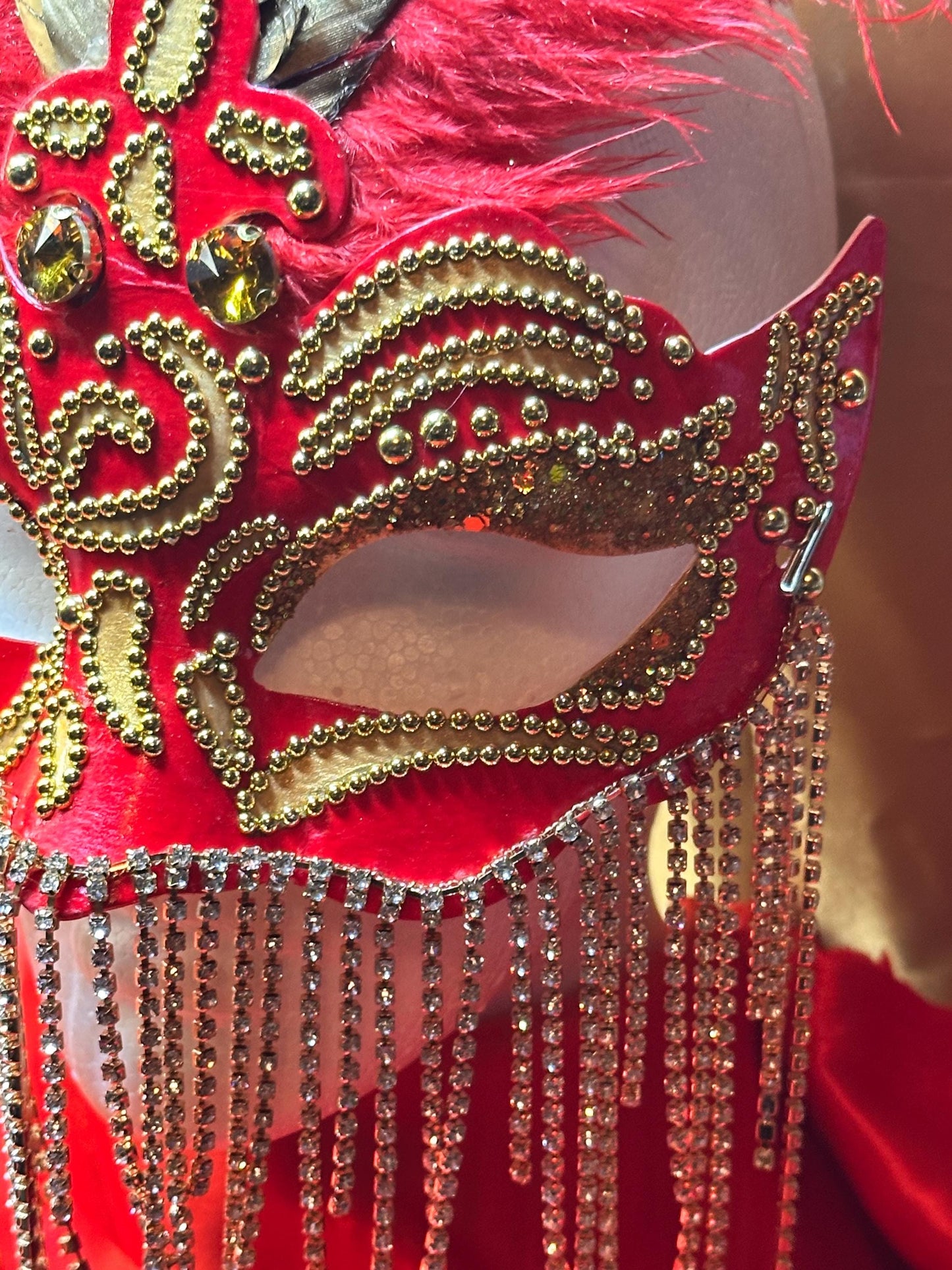 Royalty on Red: Feathered Masquerade Mask