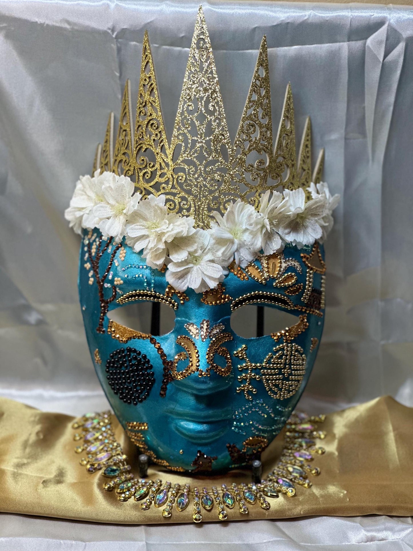 Oriental Expressions: Home Decor