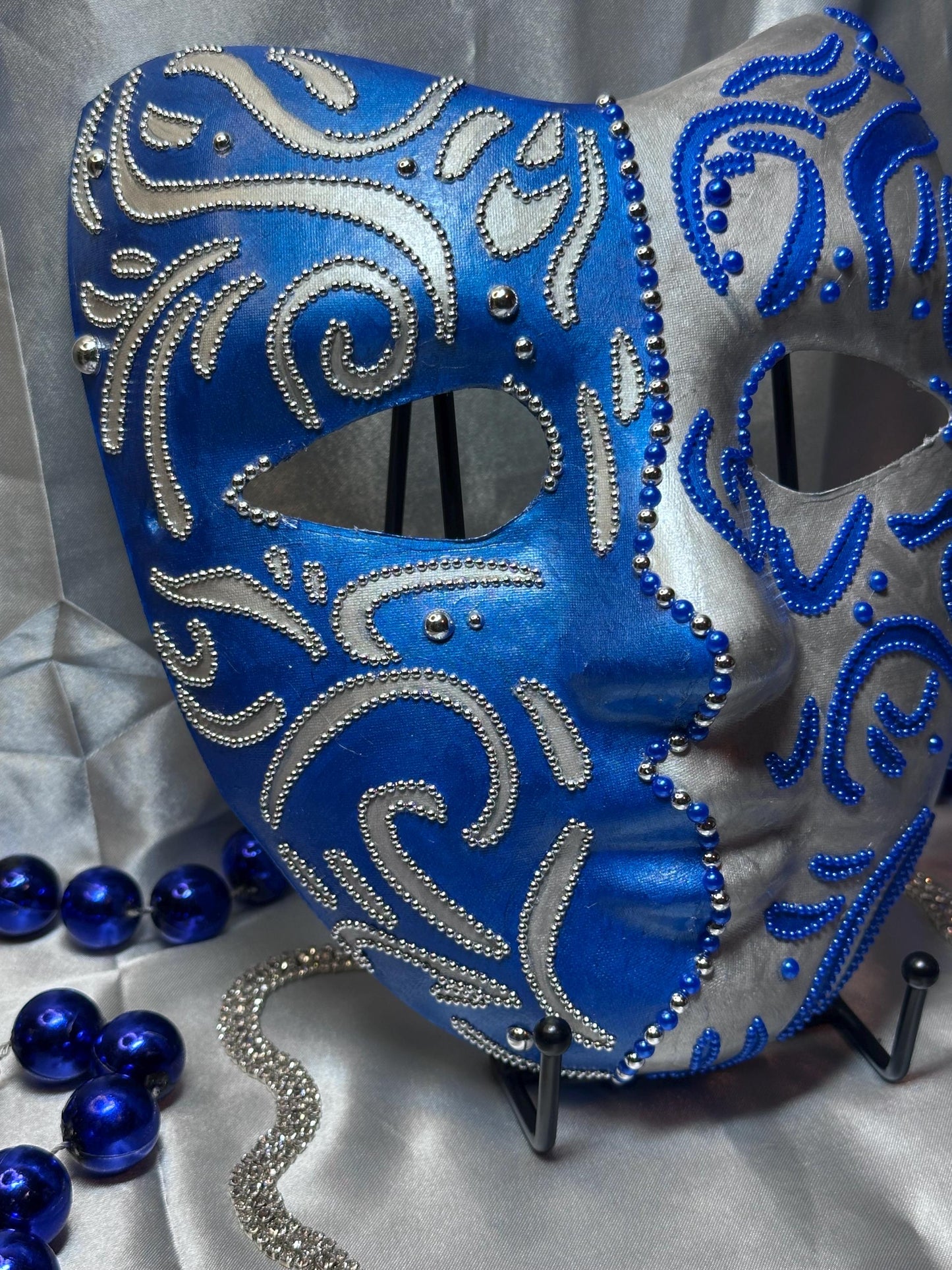 The Artiste Face Mask on Holding Stick with Display Stand