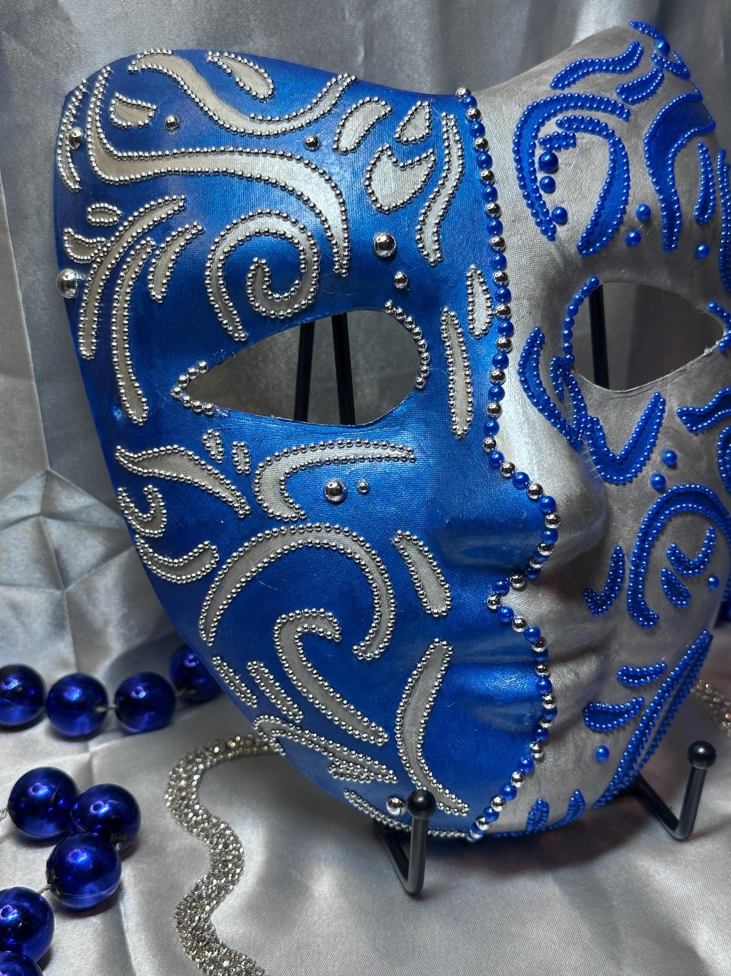 The Artiste Face Mask on Holding Stick with Display Stand