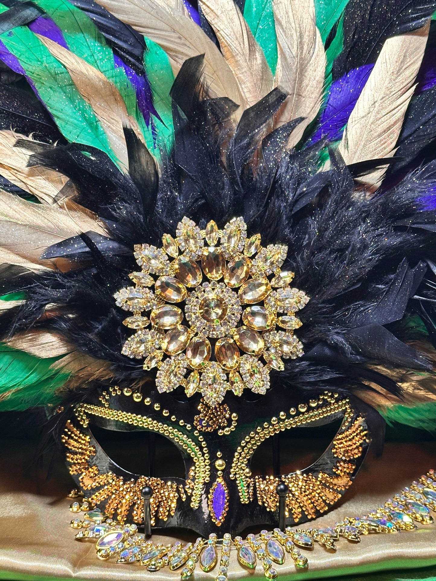 Vegas style masquerade mask: Mardi Gras Glam