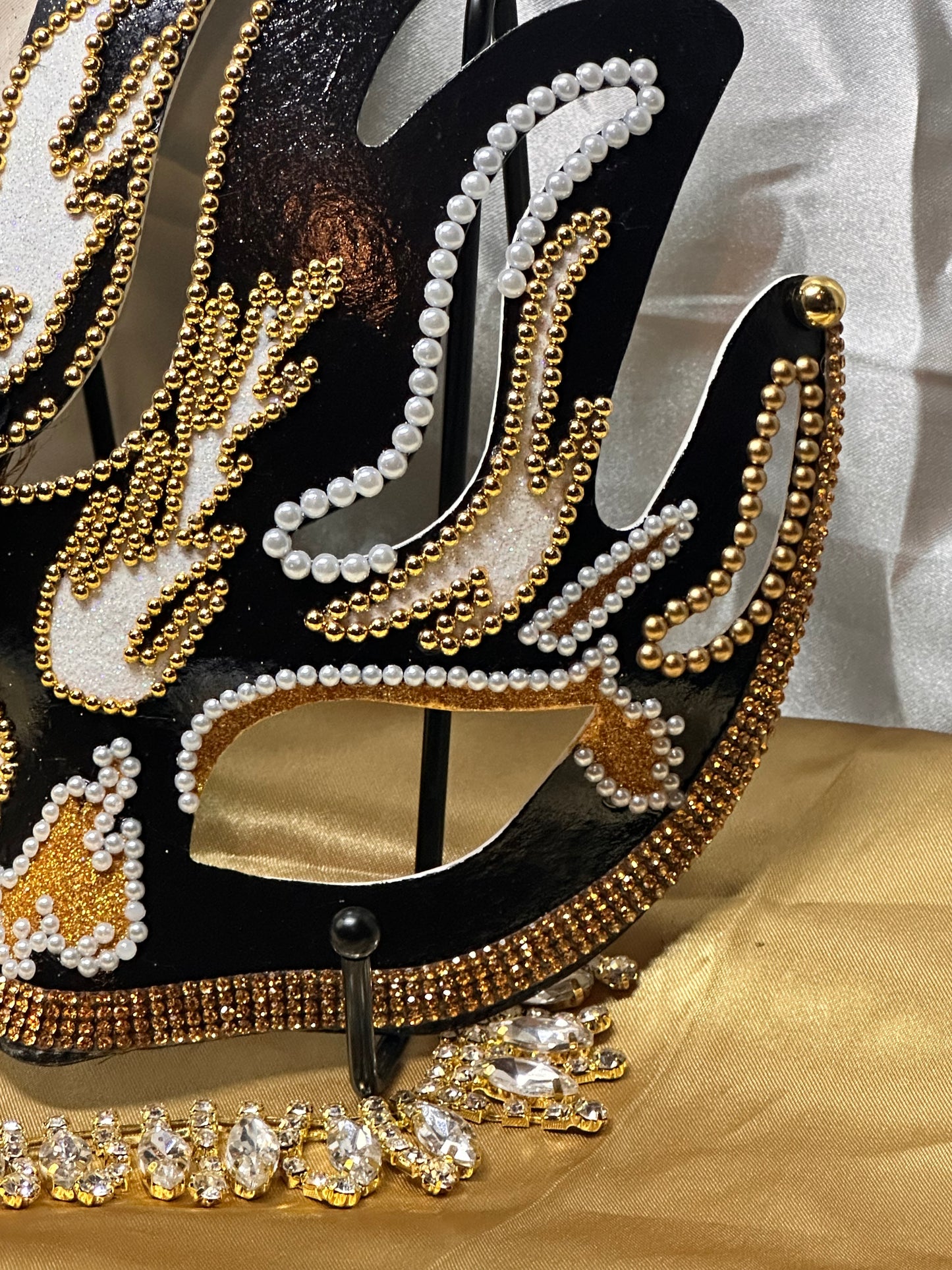 Feathered Mask: The White Flame