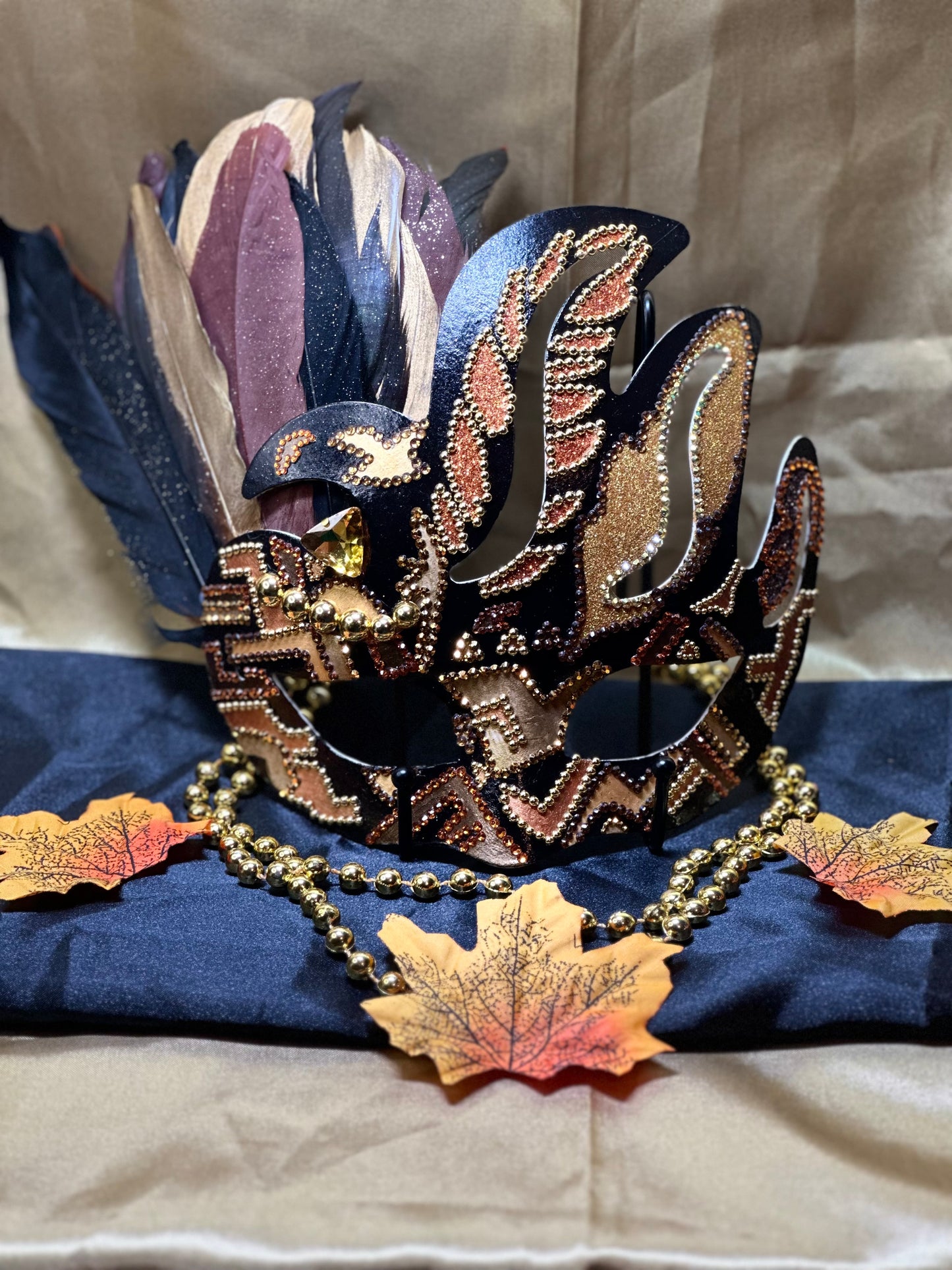 Feathered mask: Pocahontas