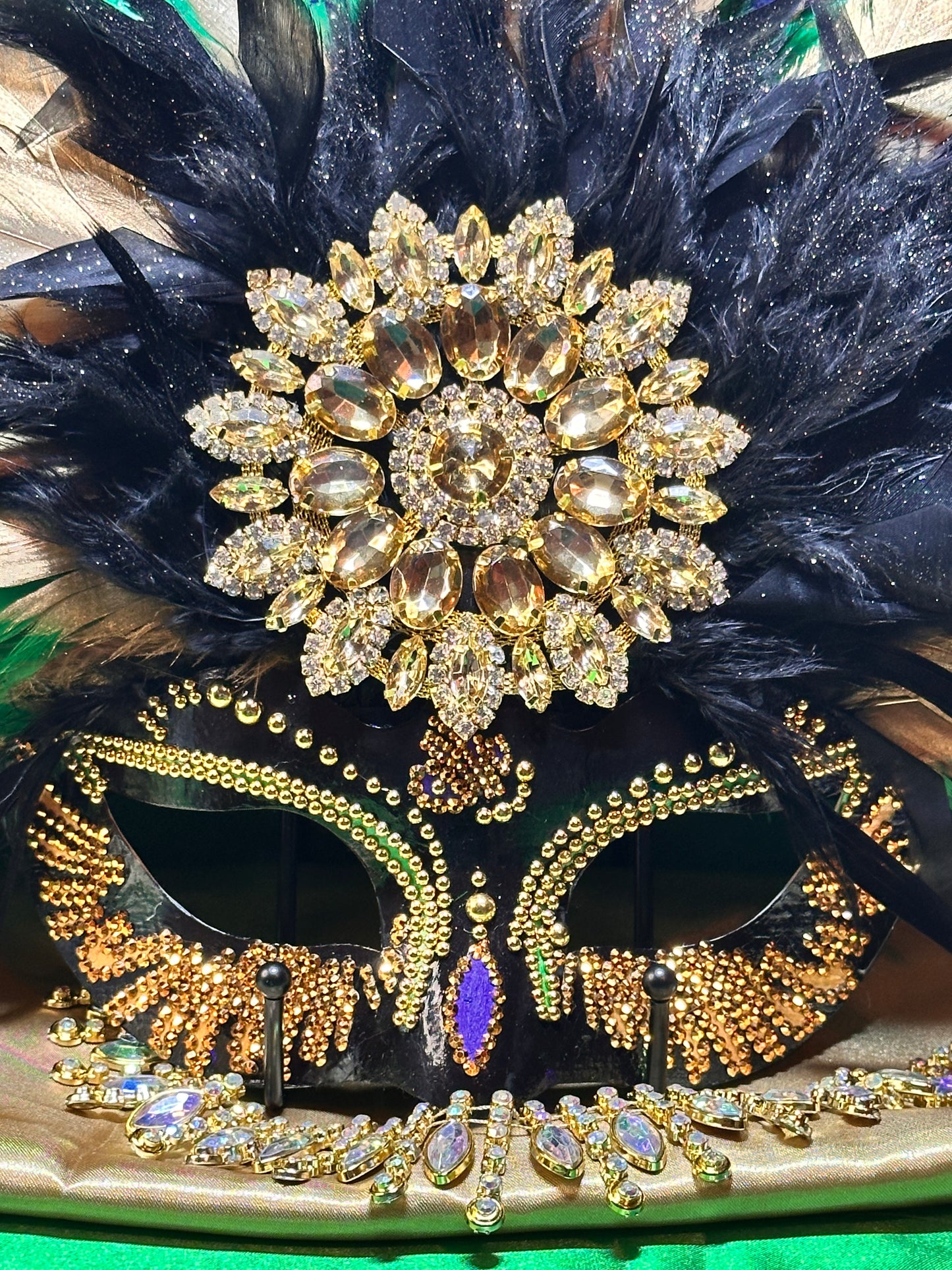 Vegas style masquerade mask: Mardi Gras Glam