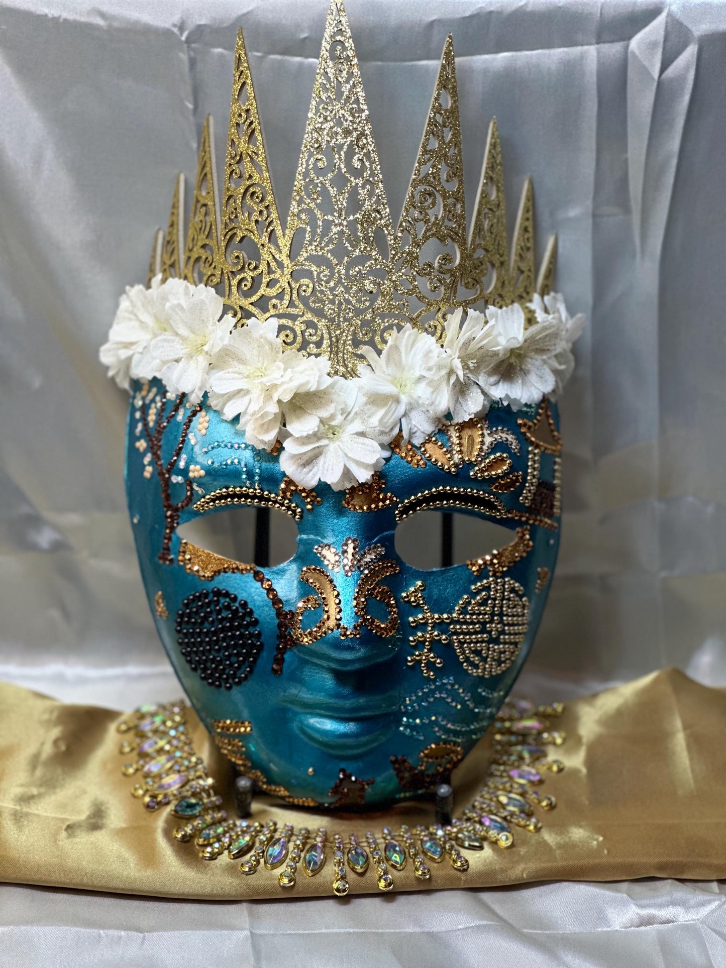 Oriental Expressions: Home Decor