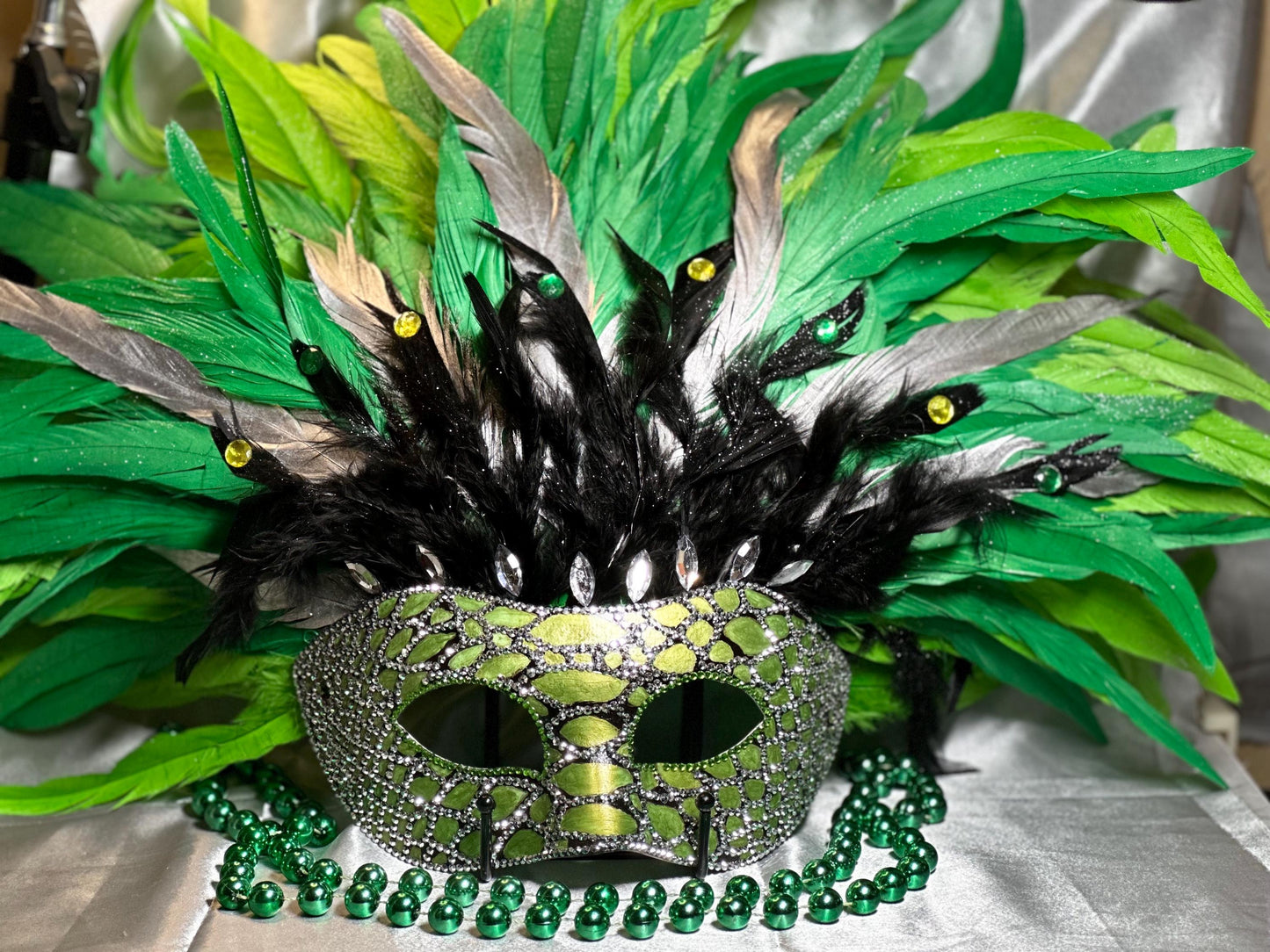 Vegas Style Feather Mask: Reptilian Home Decor