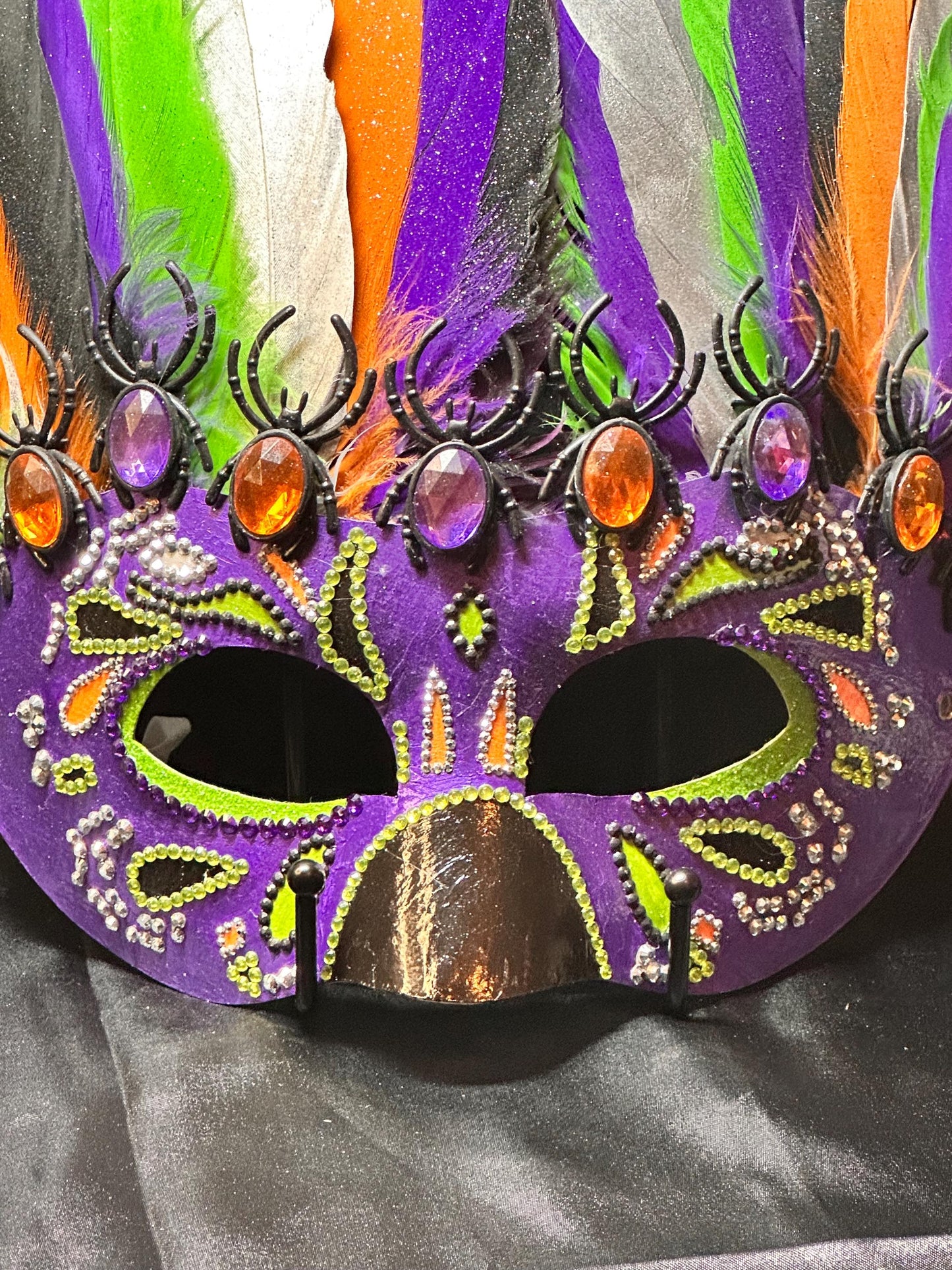 Bewitchingly Boo-tiful Mask